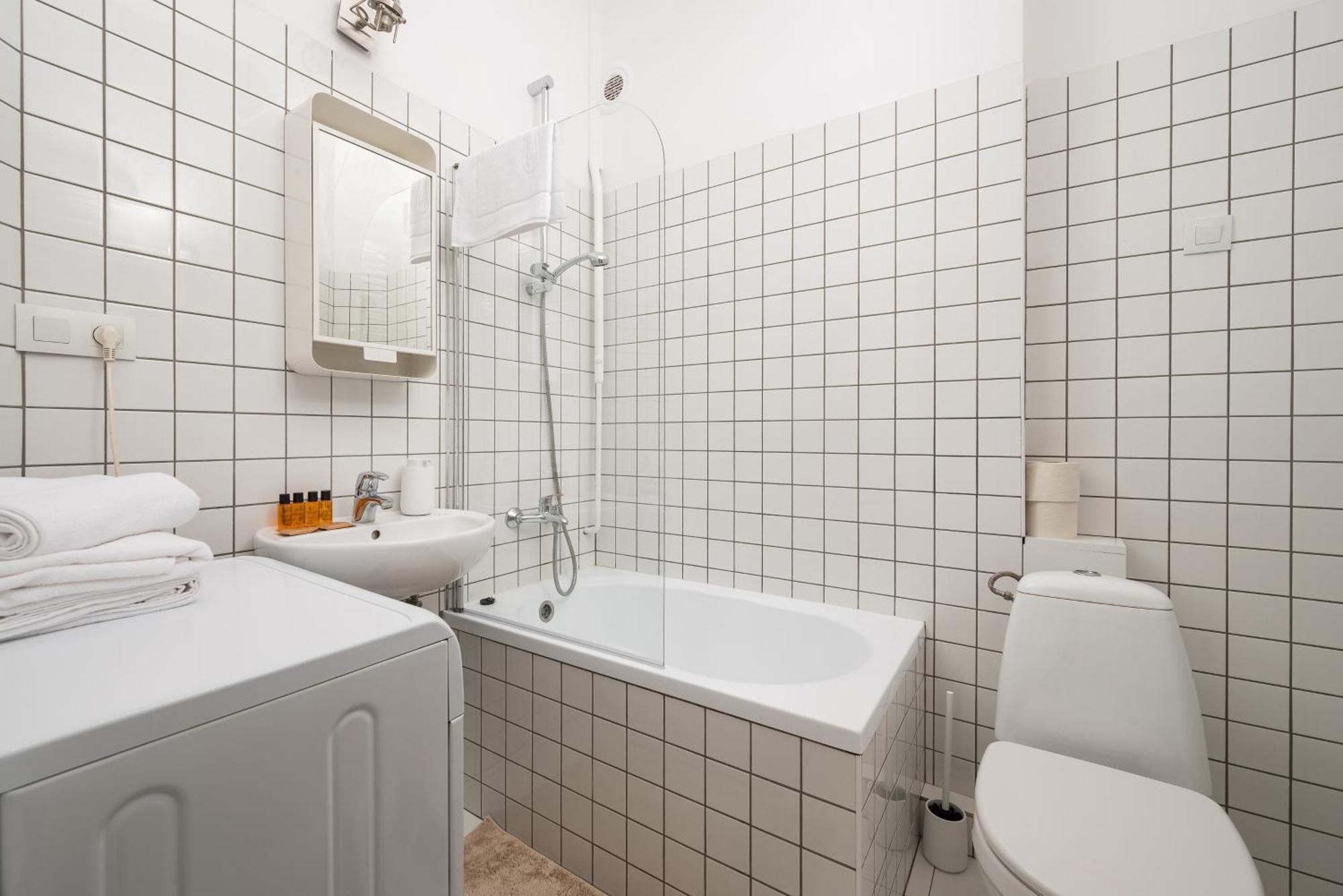 Wola Ratusz Homely Apartment Varsóvia Exterior foto